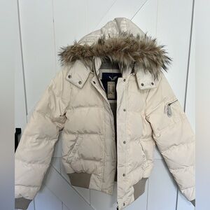 NWT, American Eagle Outfitters Puffer Jacket with a Faux Fur Trim hoodie